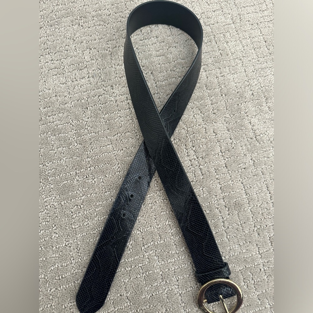 Snakeskin Black Belt with Gold Buckle - Picture 3 of 5